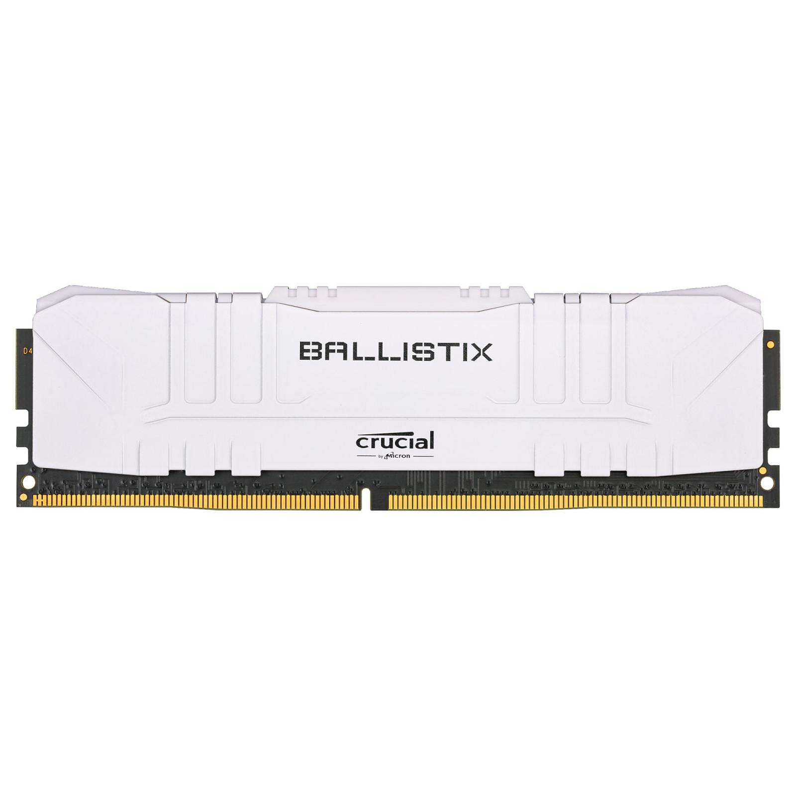 Ballistix 8GB 3000MHz DDR4 BL8G30C15U4W Ram Beyaz