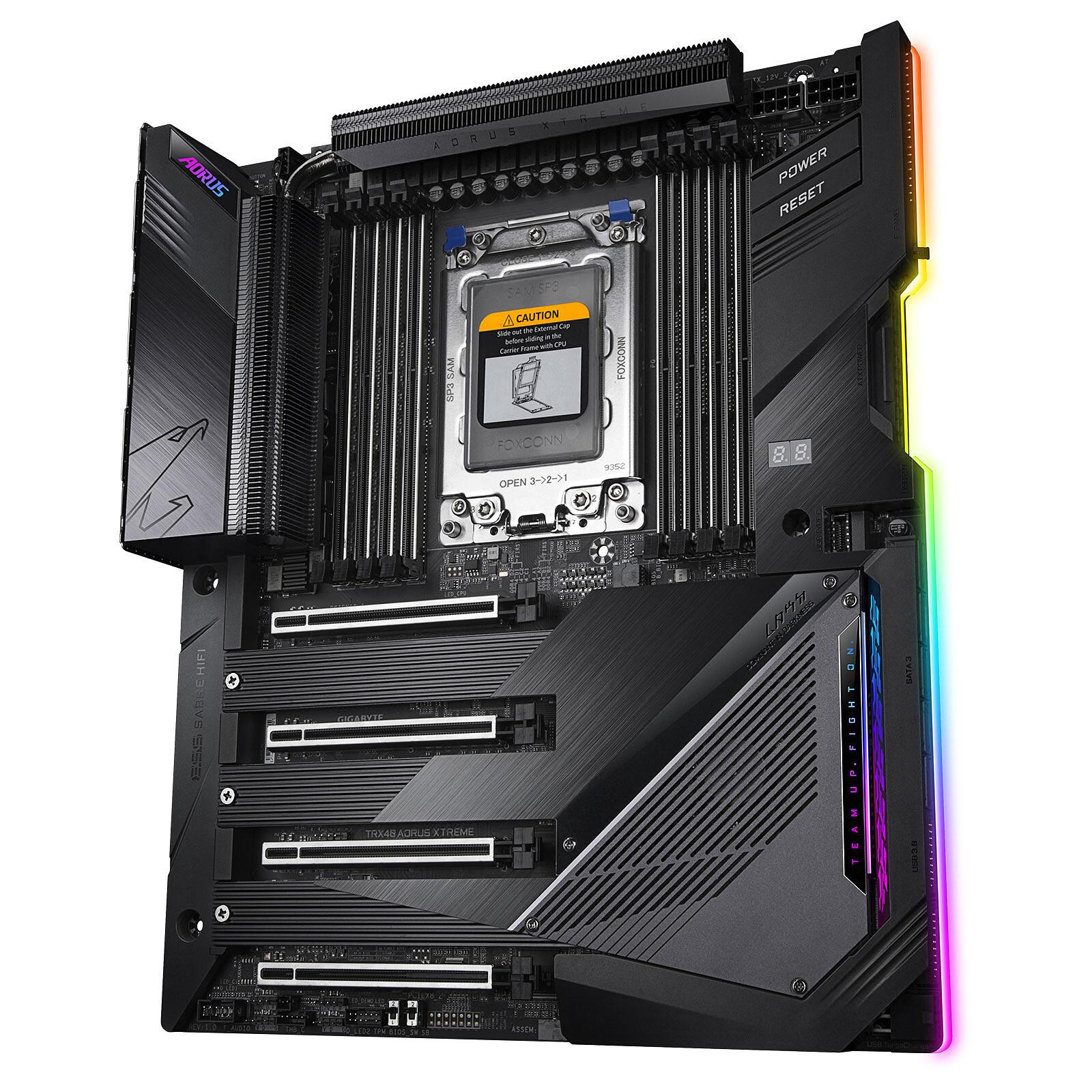 Gigabyte TRX40 Aorus Xtreme AMD TRX40 Soket sTRX4 DDR4 4400(OC)MHz XL-ATX Gaming Anakart